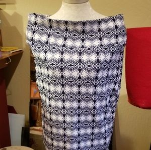 EUC Lularoe Navy/White Large Cassie